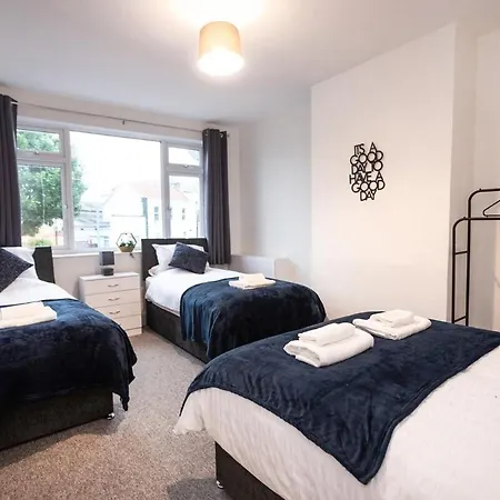 Apartman October Disc - Long - Contractors Bristol
